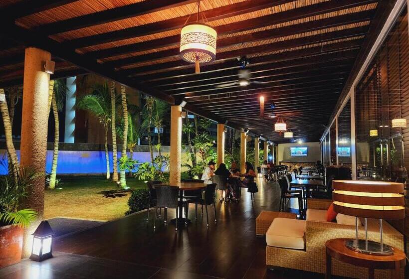 هتل Sunsol Unik Luxury