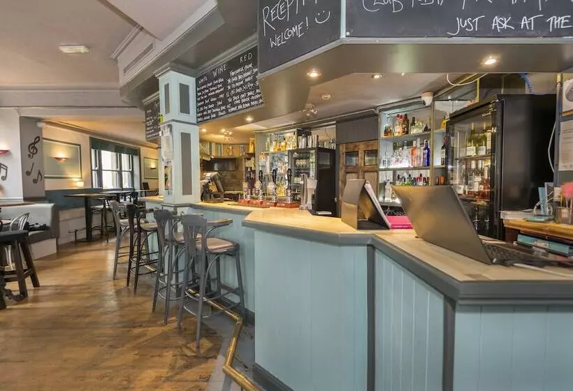 The Royal Hotel And Bar