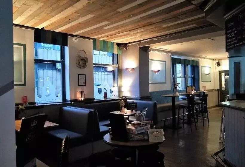 The Royal Hotel And Bar