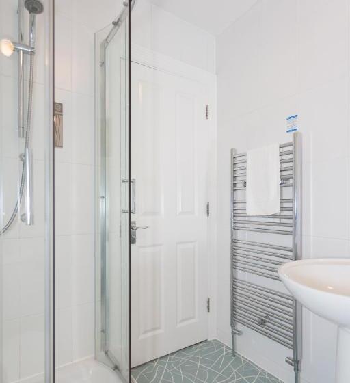 The Royal Hotel And Bar