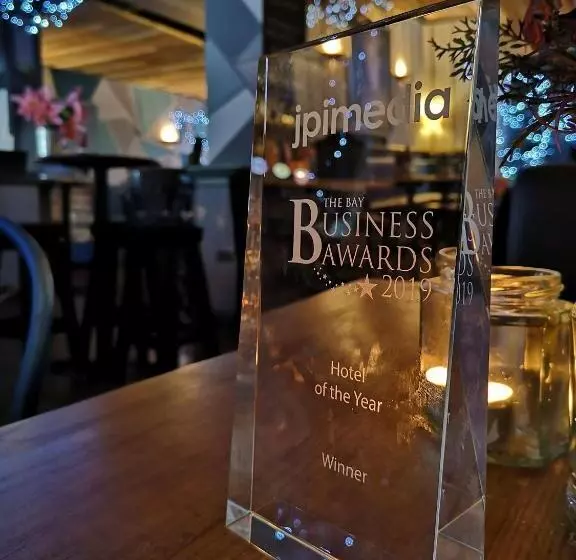 The Royal Hotel And Bar