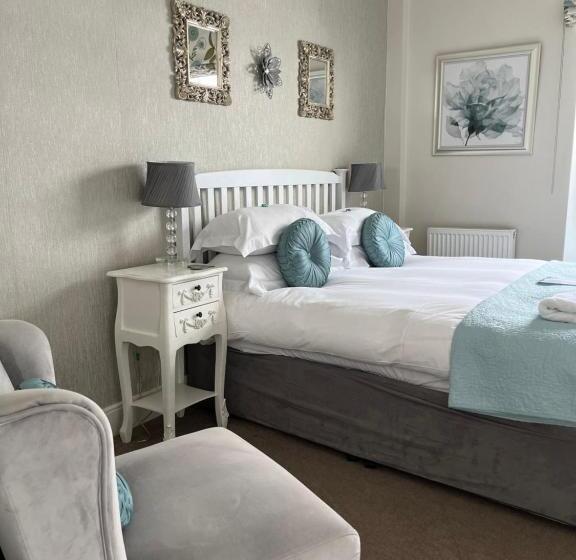 Hotel Tides Reach Guest House