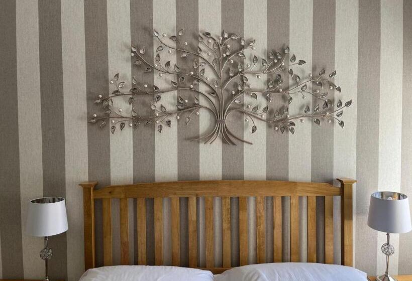 Hotel Tides Reach Guest House