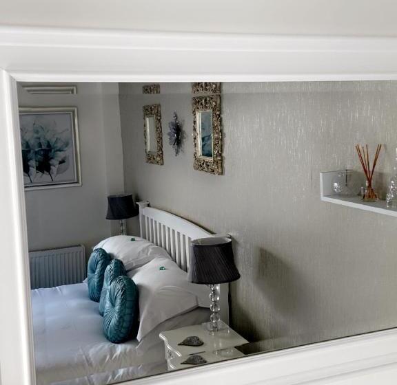 Hotel Tides Reach Guest House