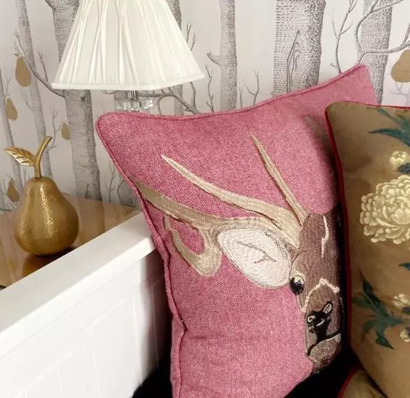 هتل Tides Reach Guest House