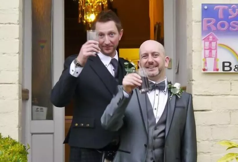 هتل Ty Rosa Rooms