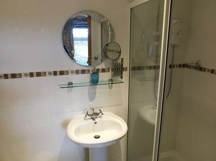 هتل Ty Rosa Rooms