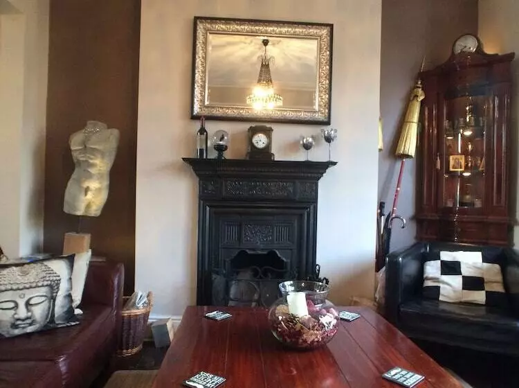 هتل Ty Rosa Rooms