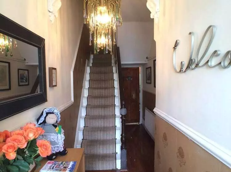 هتل Ty Rosa Rooms