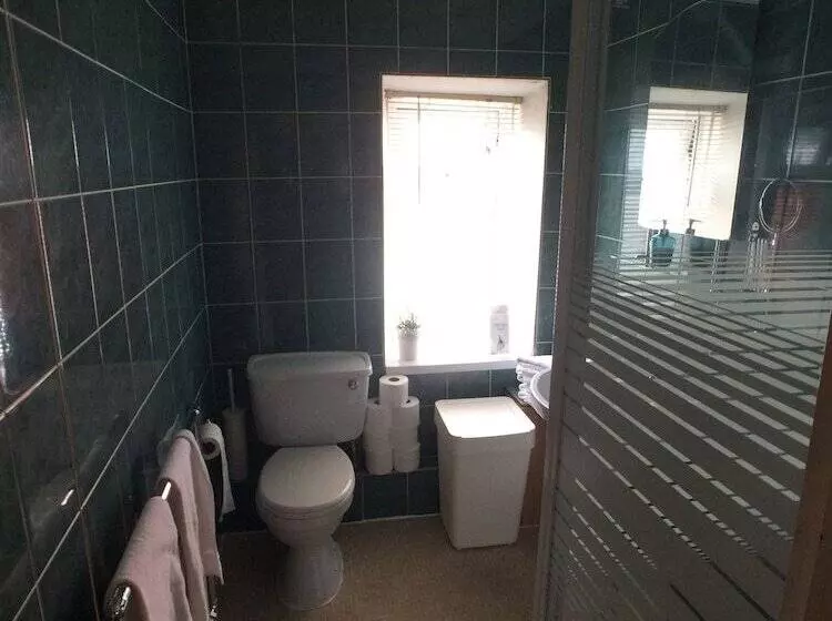 هتل Ty Rosa Rooms