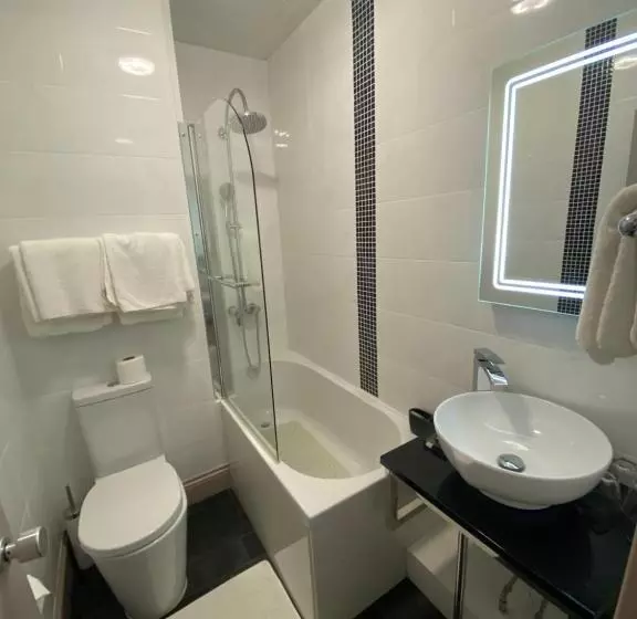 בית מלון כפרי Woodlands