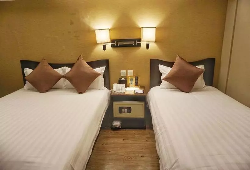 هتل Minimal  Avenue