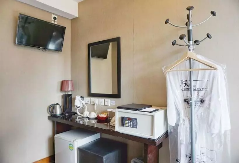 هتل Minimal  Avenue