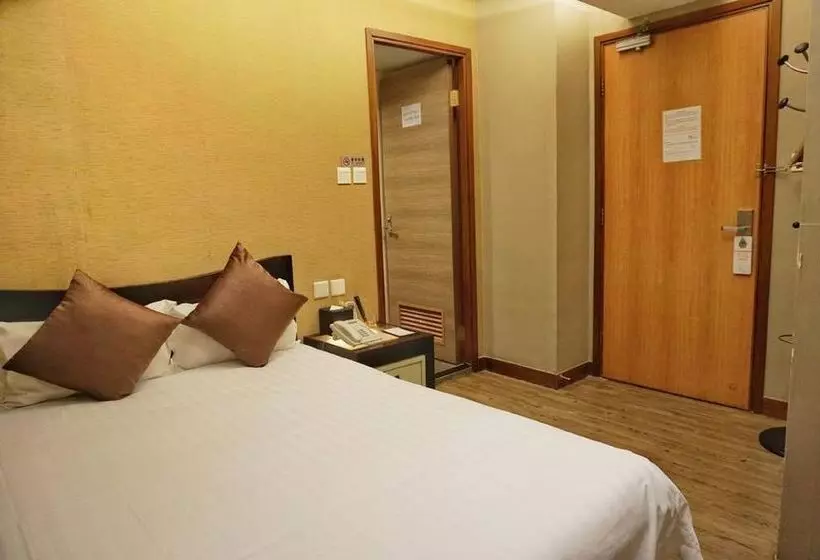 هتل Minimal  Avenue