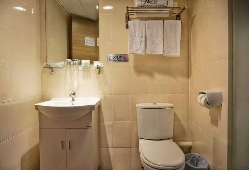 هتل Minimal  Avenue