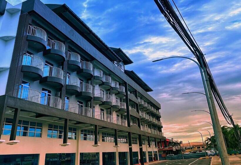 בית מלון כפרי Wing Tat Grand