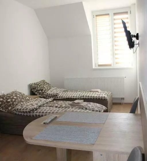 Szikla Vendégház Sopron