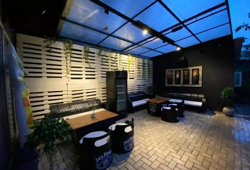 ベッドアンドブレックファースト Container Villa Collection