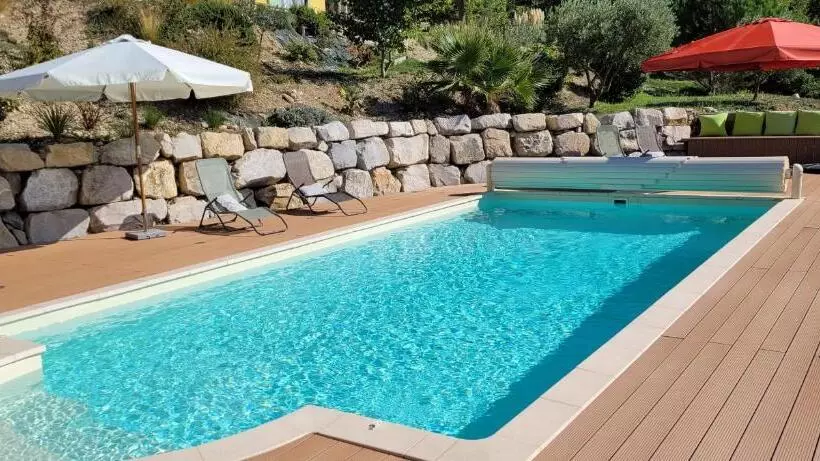 Aamiaismajoitus (B&B) Le Jas De Volonne