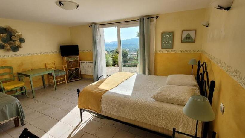 ベッドアンドブレックファースト Le Jas De Volonne