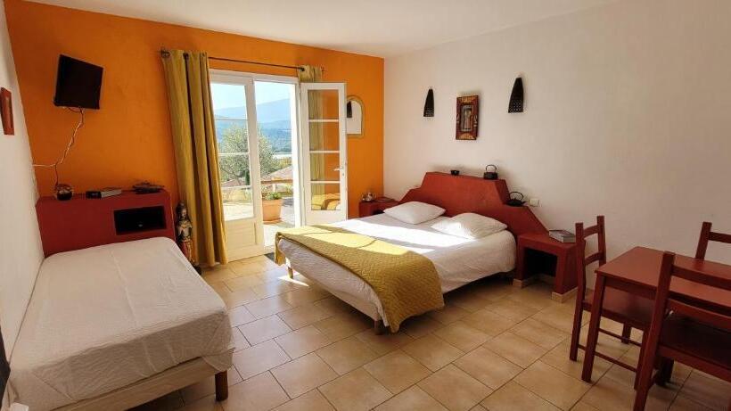 ベッドアンドブレックファースト Le Jas De Volonne