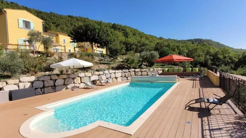 Aamiaismajoitus (B&B) Le Jas De Volonne