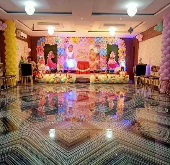 ホテル Nirmalya Inn