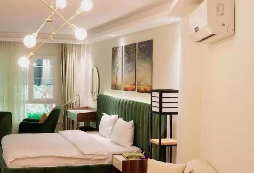 تختخواب و صبحانه Grand Luxury