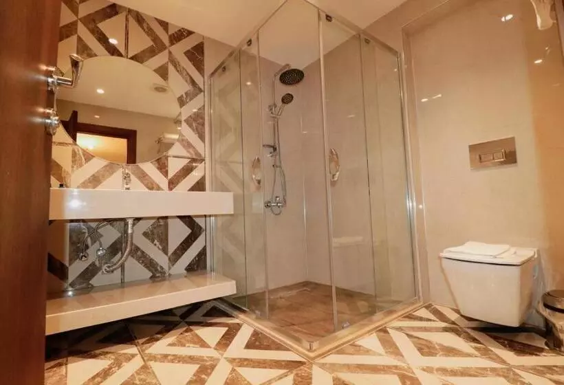 تختخواب و صبحانه Grand Luxury