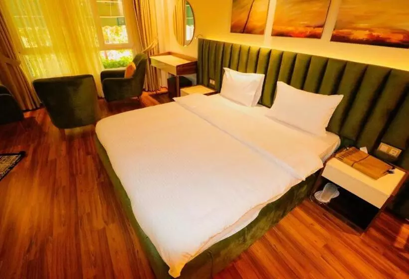 تختخواب و صبحانه Grand Luxury