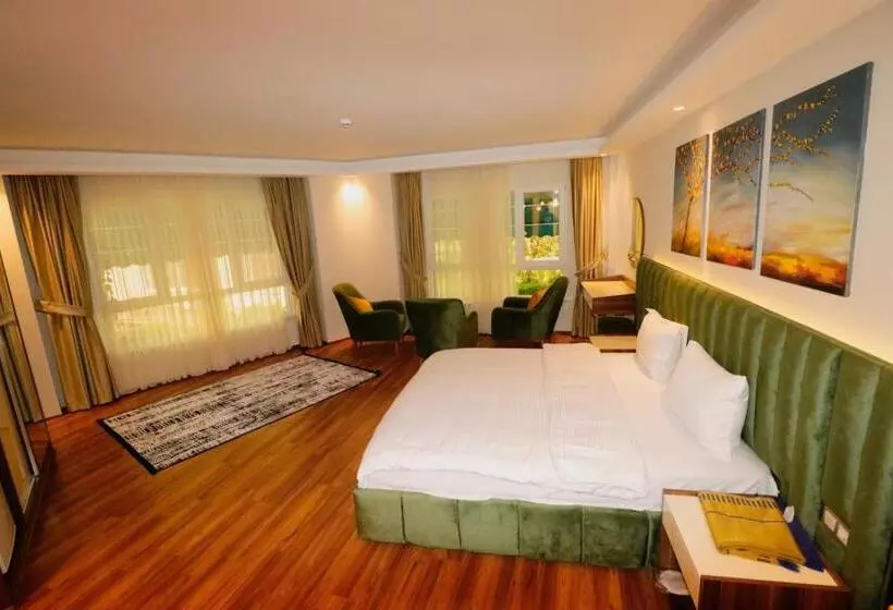 تختخواب و صبحانه Grand Luxury