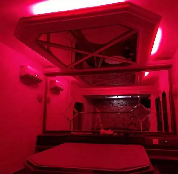 Champion Motel