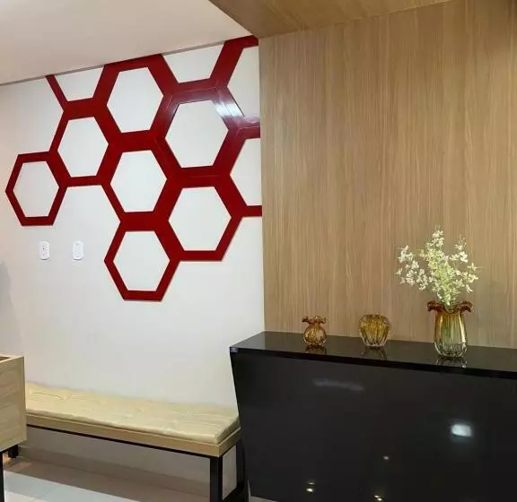 Hotelli Mauri Center