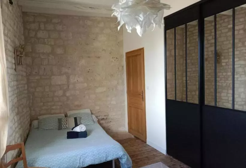 ベッドアンドブレックファースト Chambre D Hôtes L Hermione
