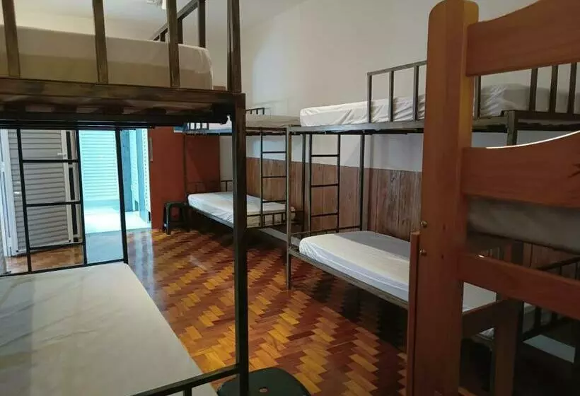 Hostel Do Lago