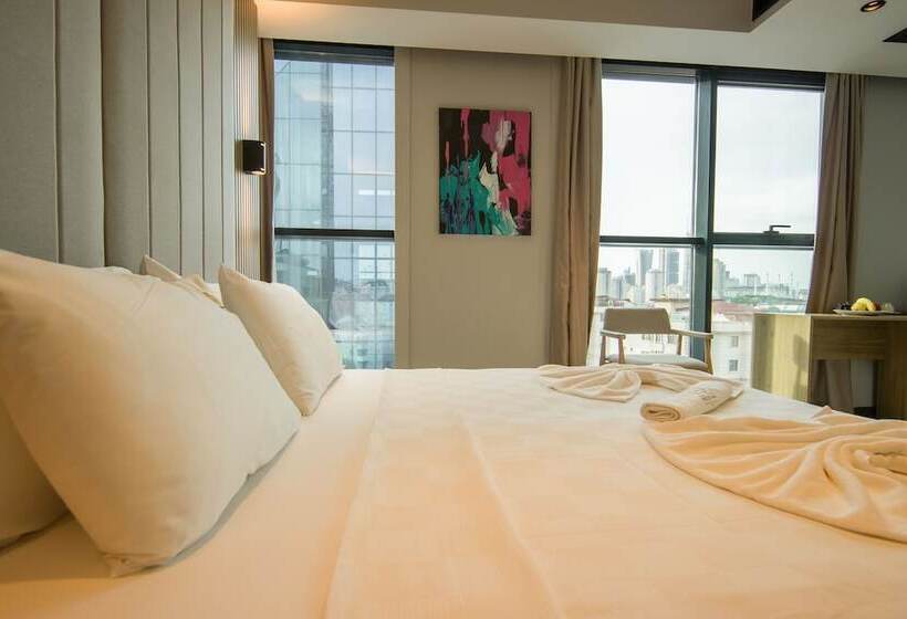 Sherlock Homes Hotels