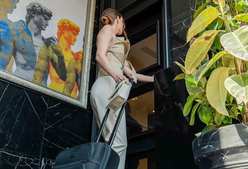 Hotelli Gate Twenty Two Boutique