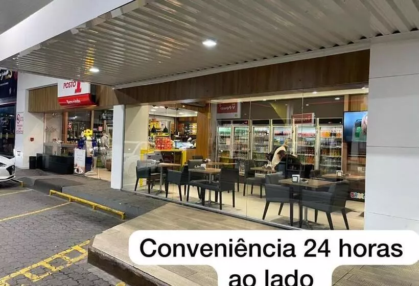 Hotelli Hospedar Flats & Residence