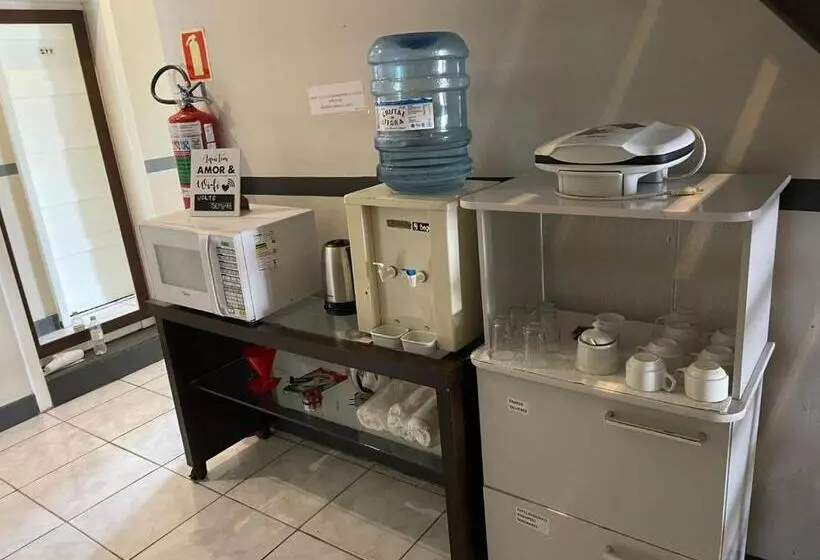 Hotelli Hospedar Flats & Residence