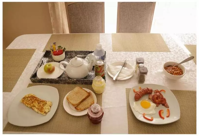 پانسیون Haithoms Guesthouse