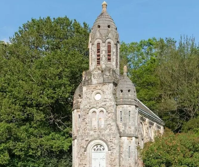 Aamiaismajoitus (B&B) Chateau Du Hallay