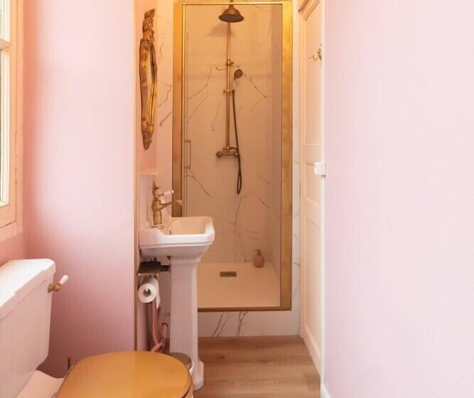 مبيت وإفطار Chateau Du Hallay