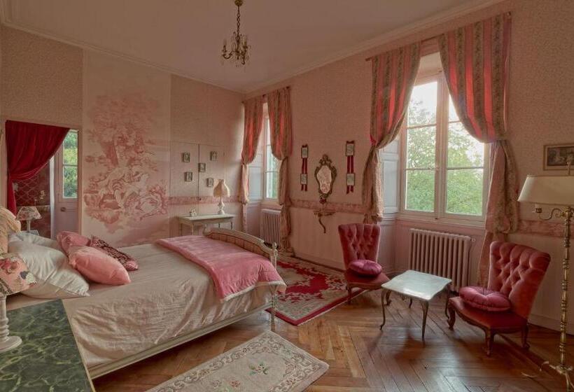 مبيت وإفطار Chateau Du Hallay