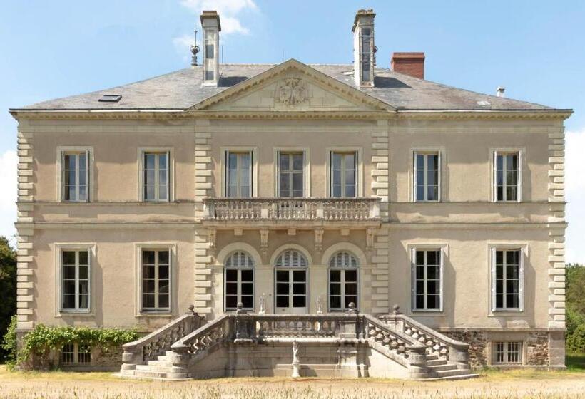 مبيت وإفطار Chateau Du Hallay