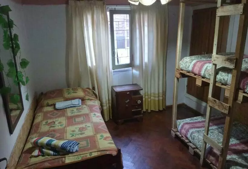Hostel Atg