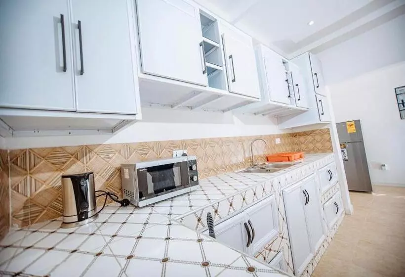 ホテル Bethel Suites