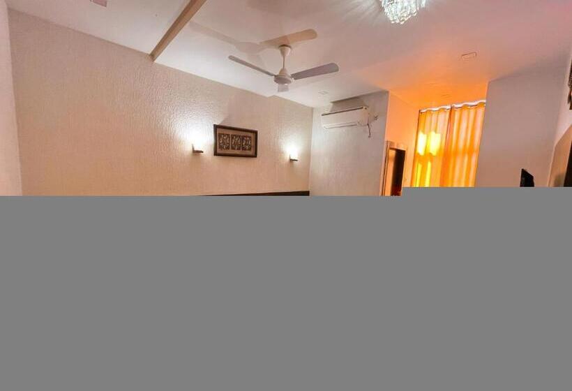 酒店 The कस्तूरी