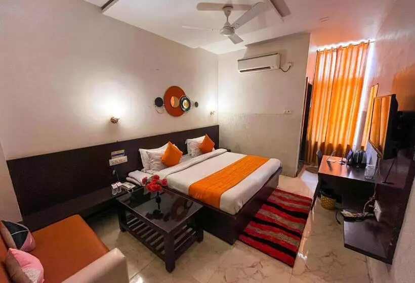 Hotelli The कस्तूरी