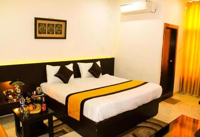 Hotelli The कस्तूरी