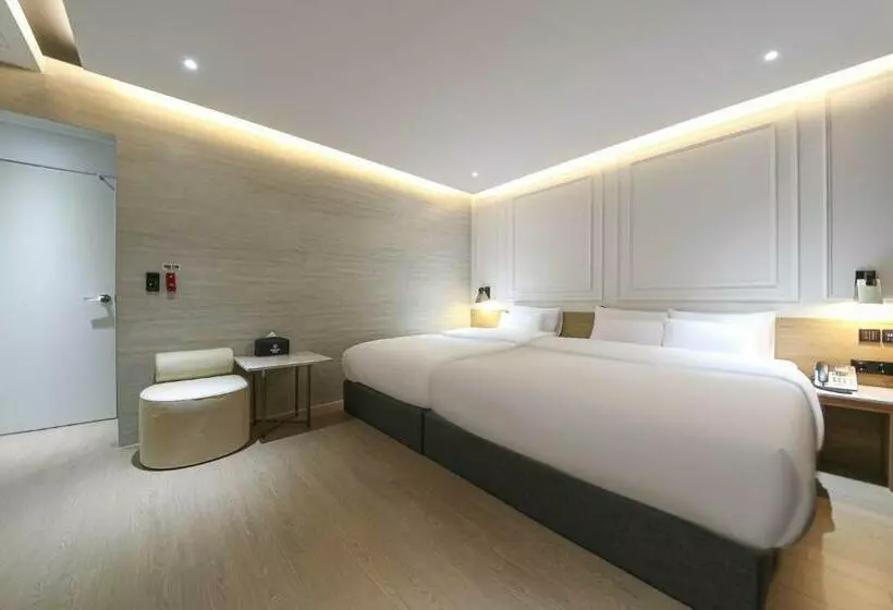 Brown Dot Hotel Pyeonghwa Plaza